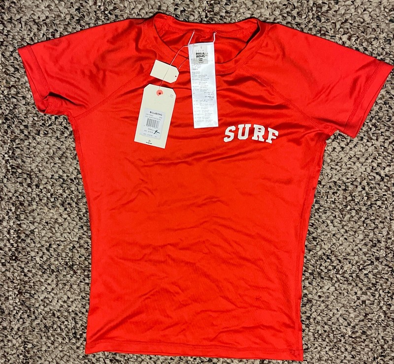 Billabong Rashguard Girl’s Small Red Raglan Short Sleeve Upf +50 NEW