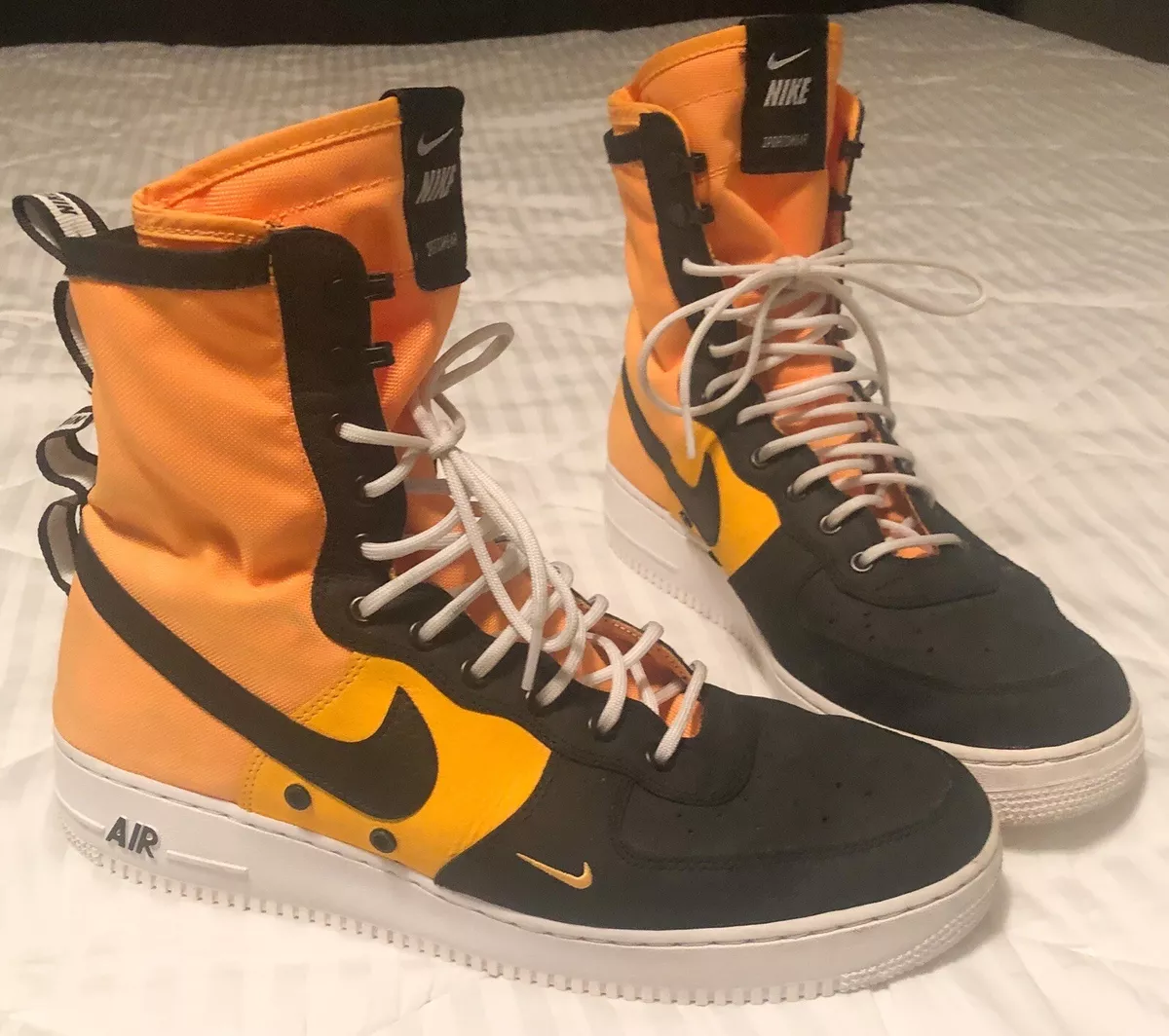 Men's shoes Nike SF Air Force 1 Laser Orange/ Black-White