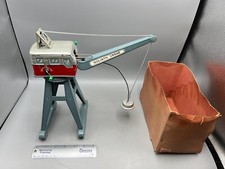 Goliath Magnetic Crane Tin Toy / Bandai - B C Toys 00293 - Works well / Nice