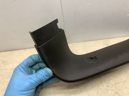 2017-2022 BUICK ENCORE RIGHT PASSENGER SIDE REAR LIFTGATE HATCH UPPER TRIM - Picture 3 of 6