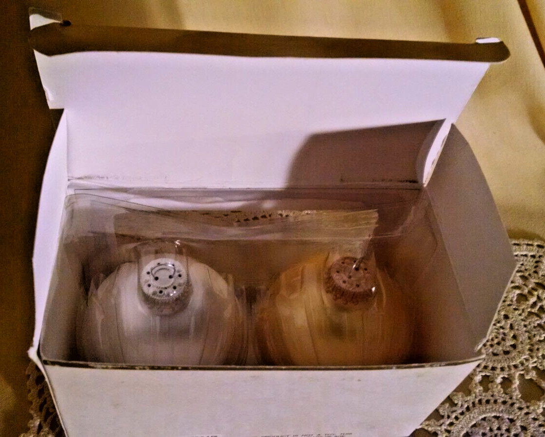 BRIDGEWATER COLLEGE ORNAMENT SET 2 GOLD EAGLES MASCOT WHITE BC SILVER RFSJ BALL.