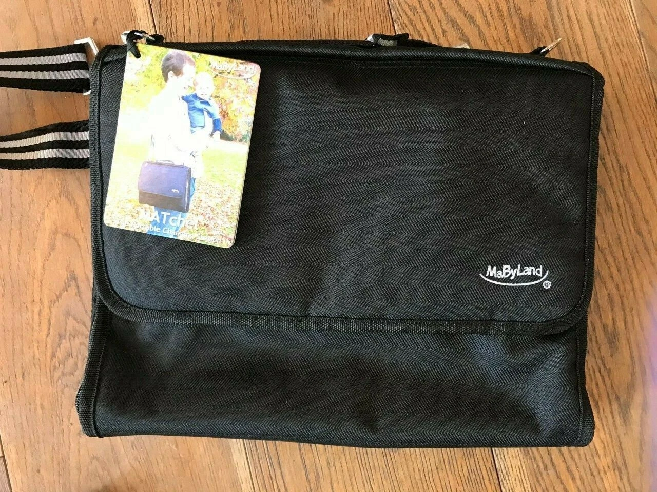maybeland matchel unisex black shoulder changing bag converts to mat bnwt