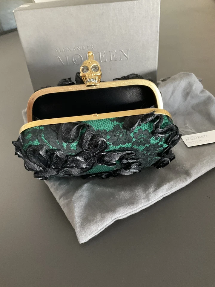 Alexander McQueen Punk Baroc Ruffle Skull Clutch Bag - Image 3 of 4