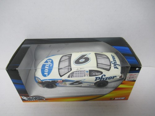 2001 Hot Wheels Racing Mark Martin Pfizer Ford Taurus White #6 (a) - 第 2/7 張圖片
