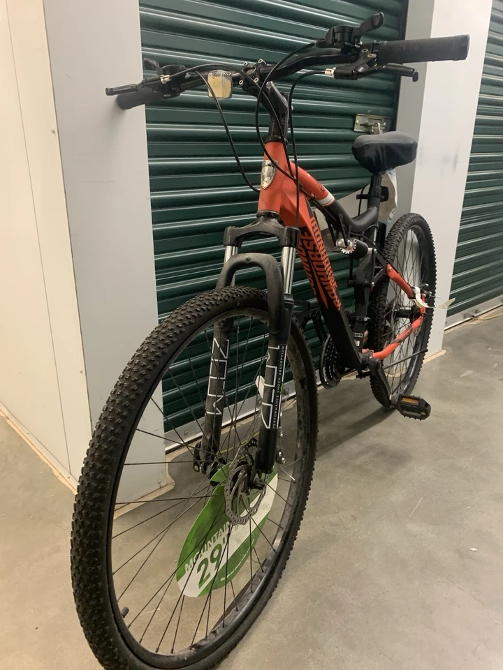 Iron Horse Maverick Disc Brake Mountain Bike 19.5"  Rock Shox - Image 4 of 4