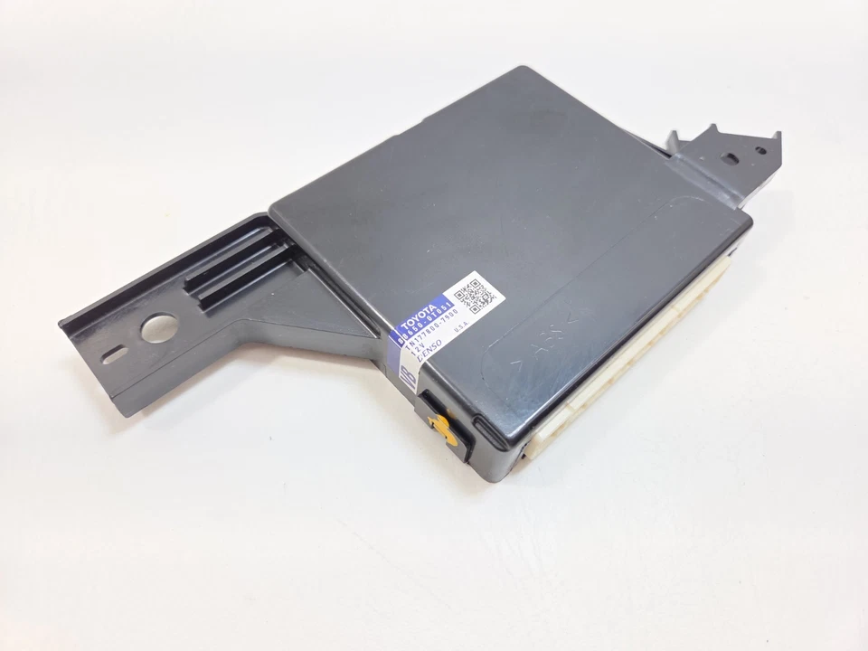 2009-2012 TOYOTA VENZA MÓDULO DE CONTROLE AMPLIFICADOR DE TEMPERATURA P/N: 88650-0T051 - Imagem 3 de 4