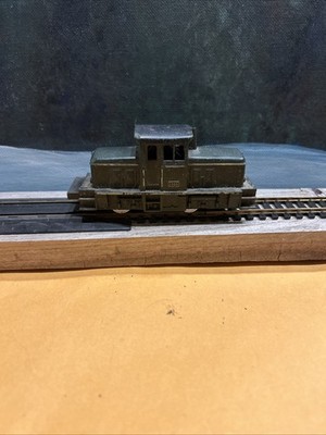 FLEISCHMANN Germany, DB Diesel Yard Engine, HO, DC-Item D82.