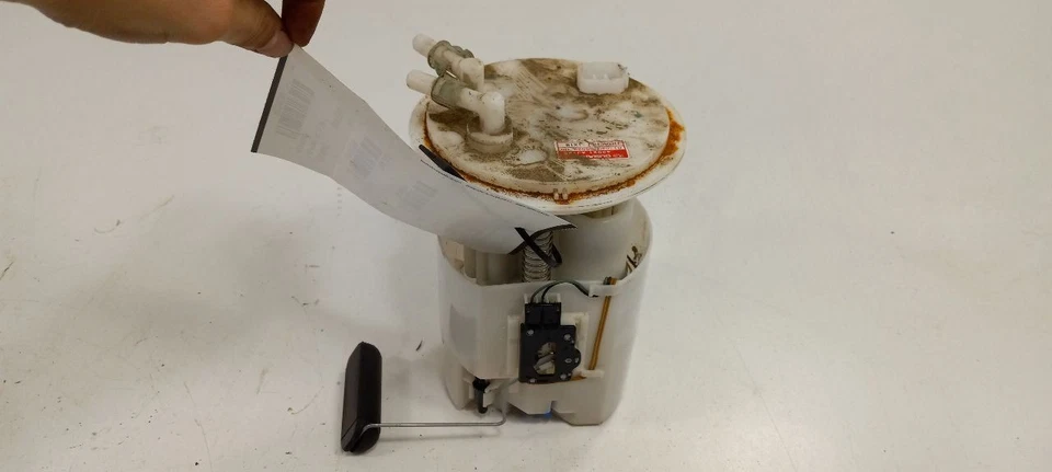 Gas Fuel Pump Assembly 2.5L Without Turbo Fits 12 Subaru Legacy - Image 2 of 4