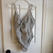 Rylee + Cru Women’s Swimsuit One Piece Ribbed Gray Striped Color Size XL NWT