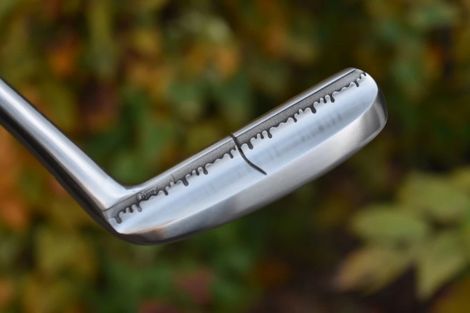 CUSTOM Silver Odyssey Metal-X 8 Putter Napa 8802 Style 34" Engraved Drip Design - Image 4 of 4