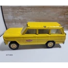 Vintage Tonka Jeep Wagoneer Yellow Pressed Steel Toy Car Opening Tailgate