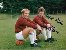 B-160 : Modern HAND SIGNED 8x6 Photo BURNLEY 1970 DAVE THOMAS