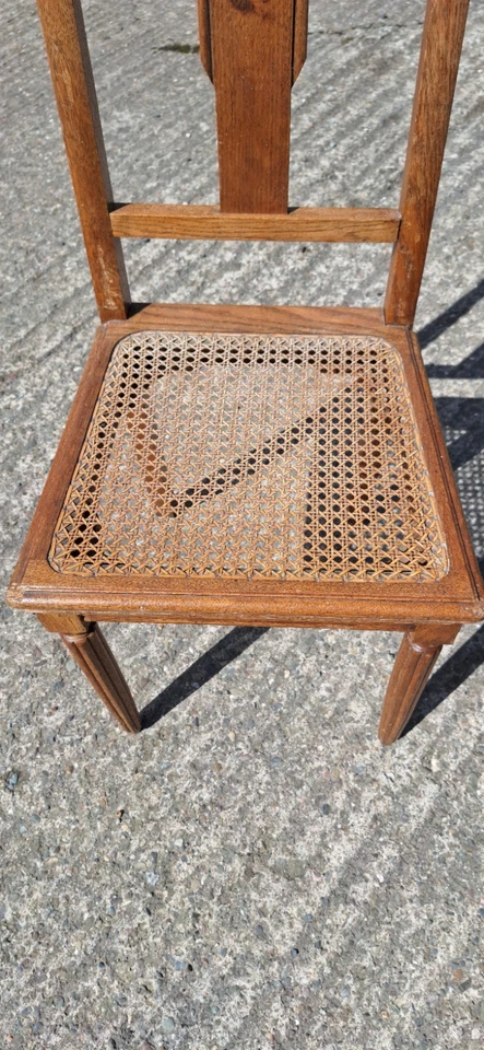 Par de sillas ratan antiguas de roble francés a juego silla de ocasión de dormitorio vintage  Foto 2 de 4