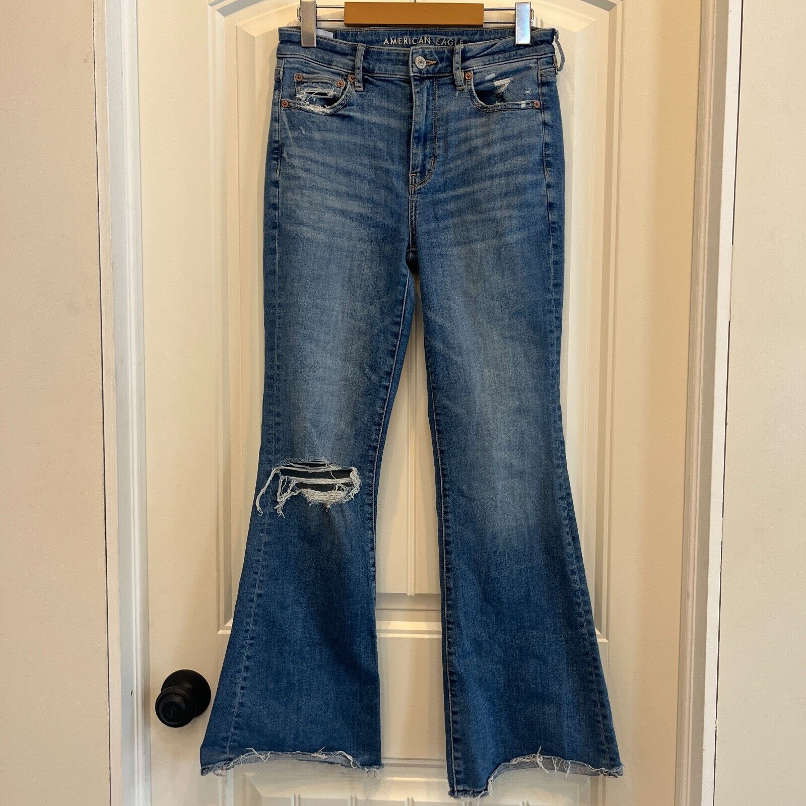American Eagle Super High Rise Flare Jeans Size 4