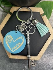 4.5" Silver-Tone Mama Wood Pendant Skeleton Key Keychain New Free Ship B3238