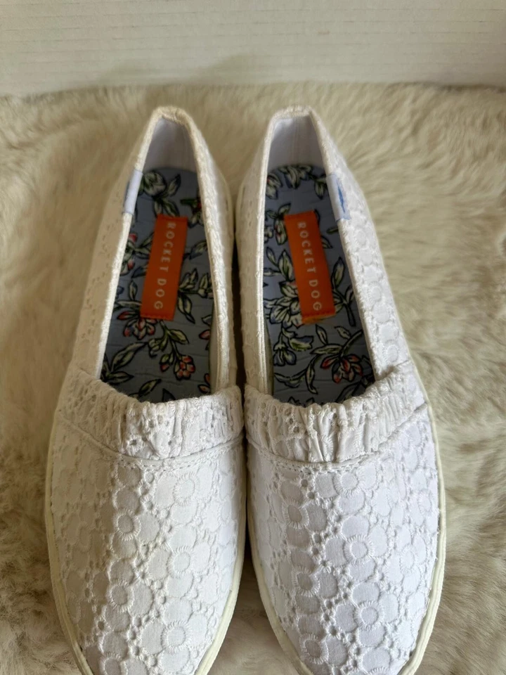 Zapatos sin cordones Rocket Dog Clea para mujer talla 6,5 blancos boho cómodos mocasines Foto 3 de 4