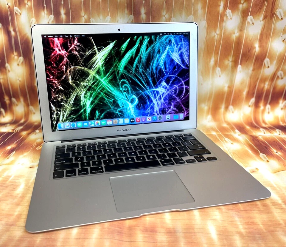 Laptop Apple Macbook Air 13" 2017 - i5 1,8 GHz 8 GB RAM 256 GB SSD - MacOS Monterey Foto 3 de 4