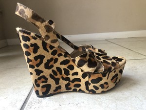 steve madden leopard print wedges