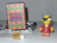 Kidrobot The Simpsons Moe's Tavern Handsome Moe Dr Tad Winslow 3" Vinyl Figure