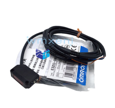 OMRON E3ZG-D61 Photoelectric Sensor 2M 12-24VDC New#*