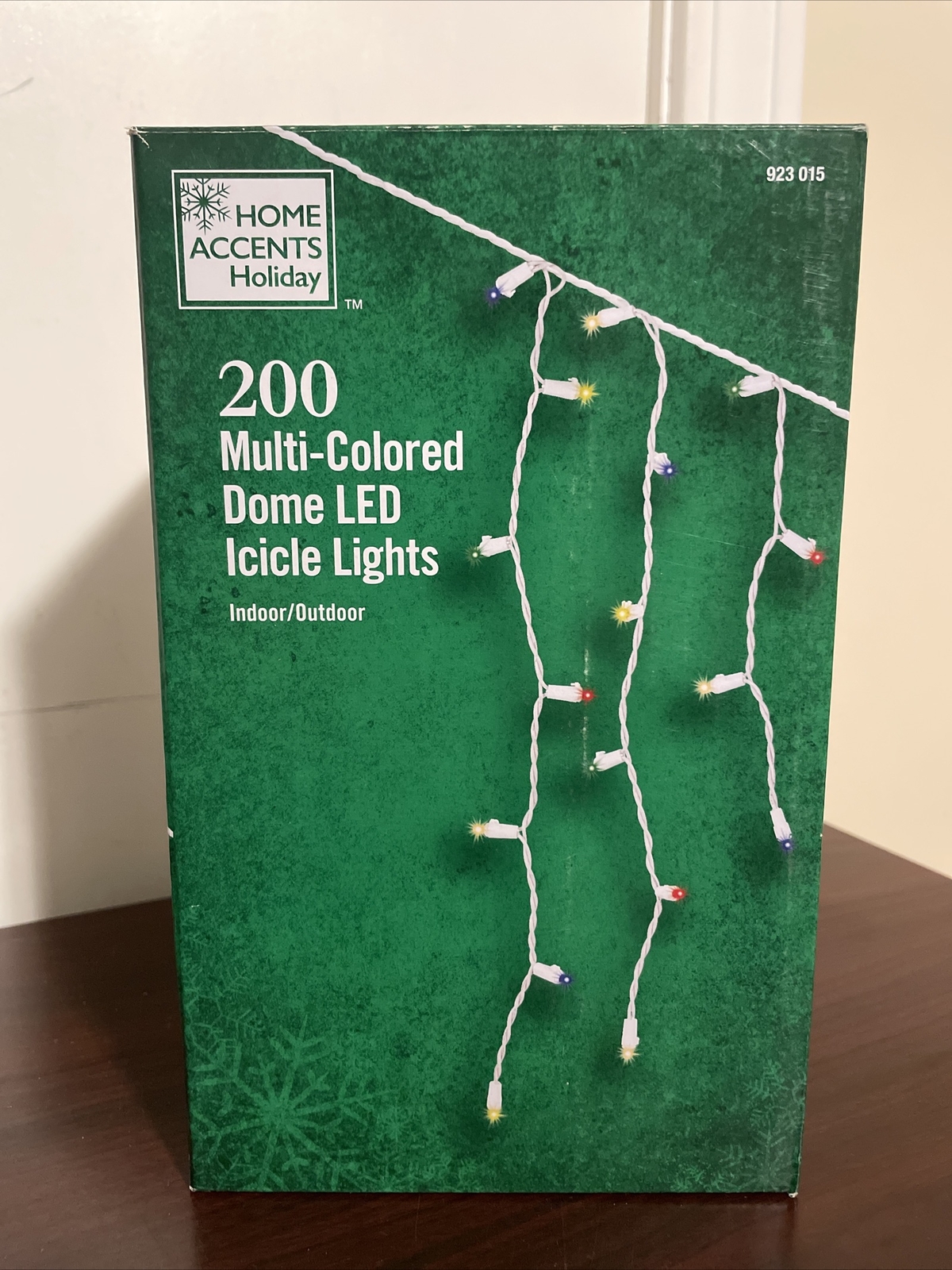 7 Home Accents Holiday 200Christmas Light LED MultiColor Icicle Dome