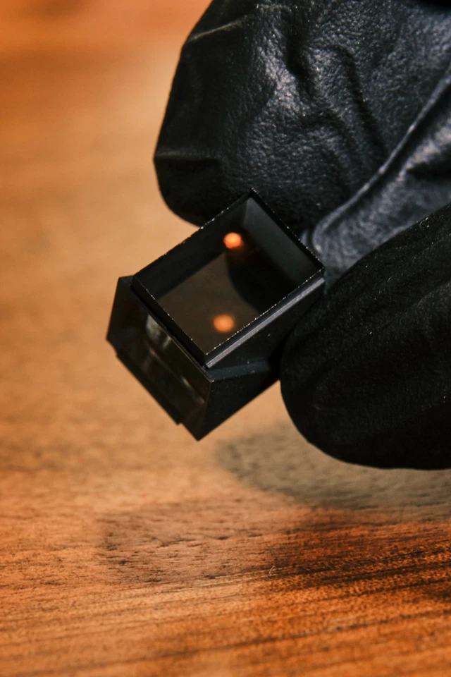 camera spare parts：The rangerfinder(Beam splitter prism) glass for LEICA M3 ——AR - Image 4 of 4