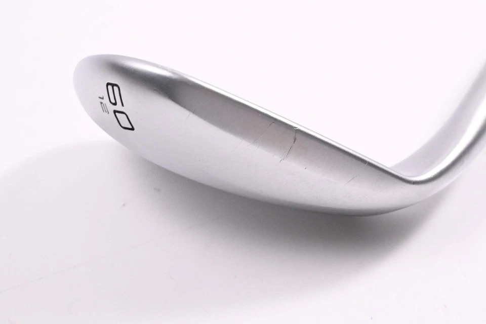 Cleveland CBZ Lob Wedge / 60 Degree / Regular Flex KBS Hi-Rev 2.0 115 Shaft - Image 3 of 4