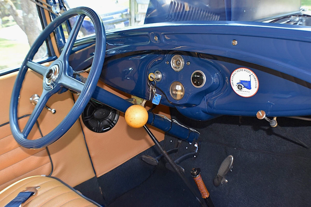 Click photo thumbnail to view