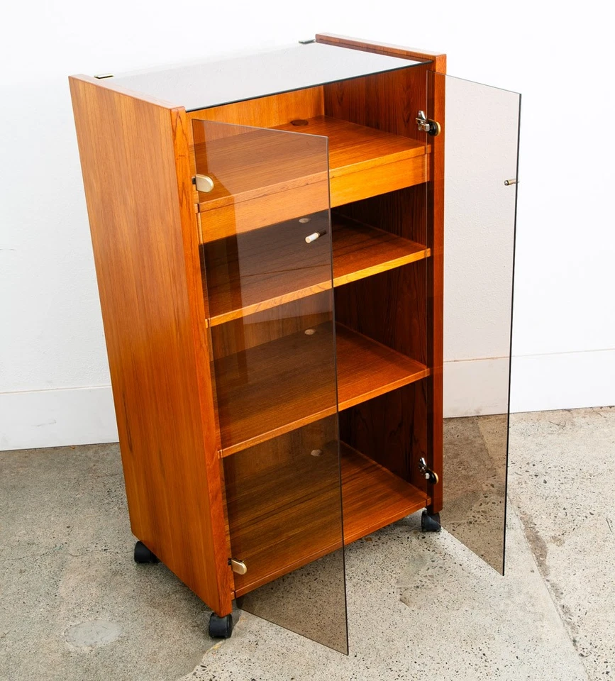 Mid Century Modern Stereo Storage Cabinet Teak Smoked Glass Hifi Audio Mcm Brass - Image 3 of 4