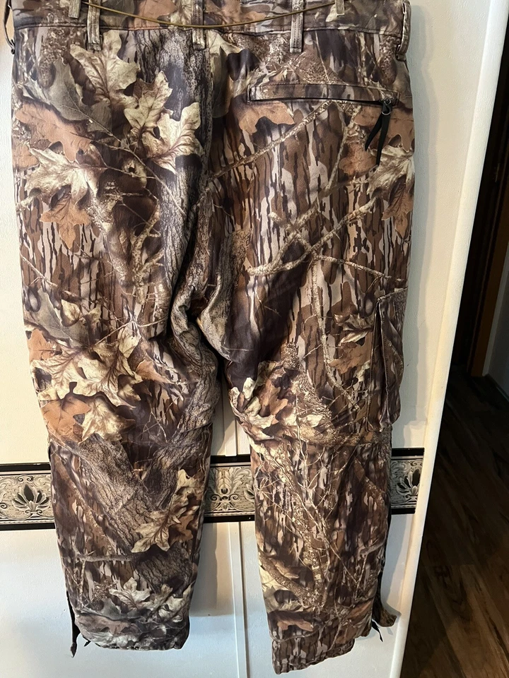 Cabela’s Whitetail Clothing Mossy Oak Break-Up Insulated Pant Size 36Reg. - Image 2 of 4