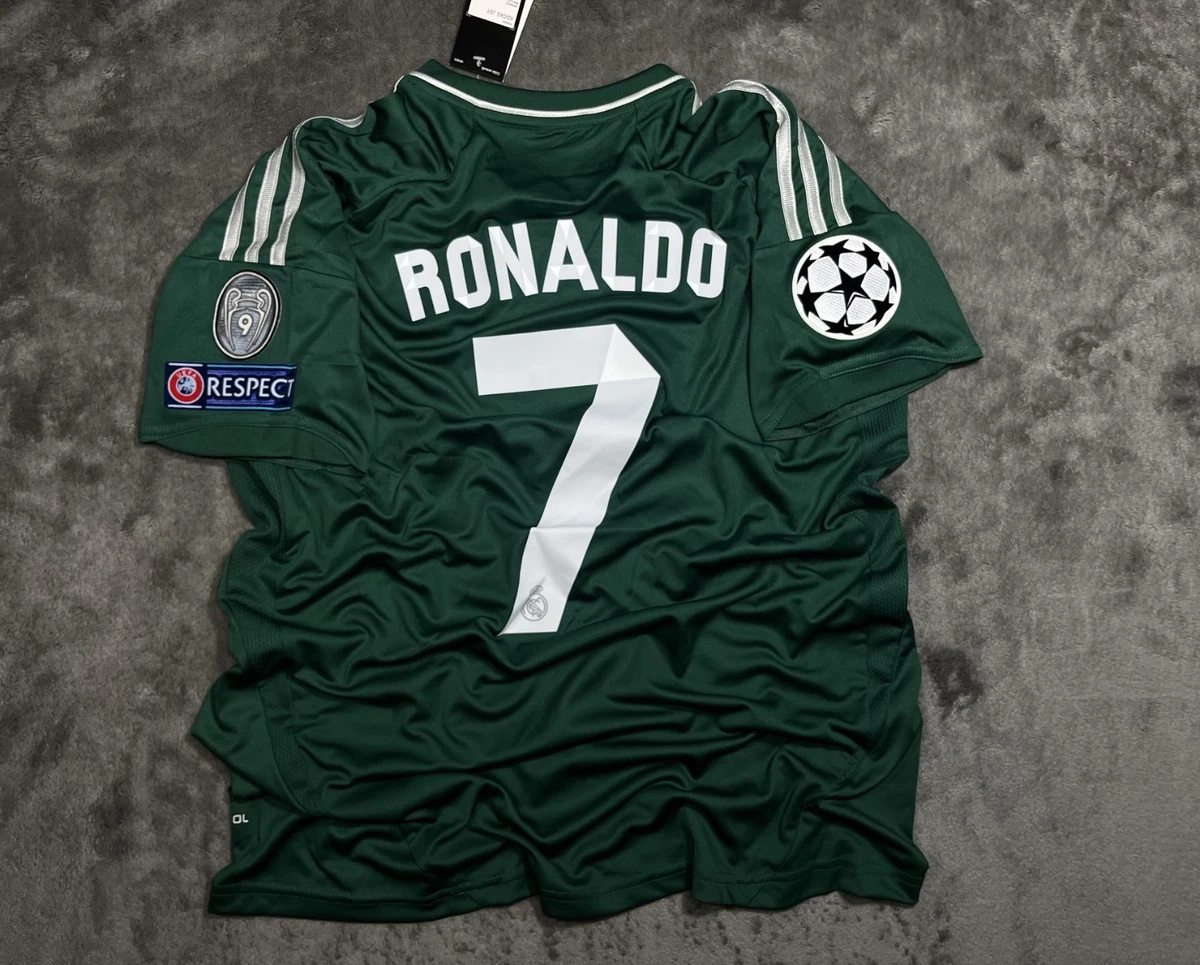 25+ Real Madrid Men Cristiano Ronaldo International Club Soccer