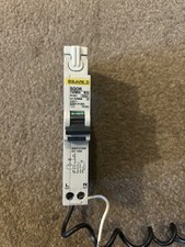 KWADRAT D 32 AMP KRZYWA B 6kA 30mA RCBO TYP AC SQOR 132B03