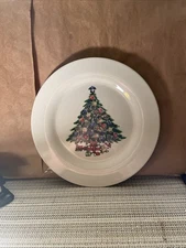 VTG Sea Gull Fine China -Christmas Tree Dinner Plates, 10.5”,