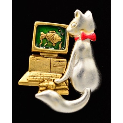 Danecraft Vintage Cat Fish Pin Brooch Computer Screen Saver Funny