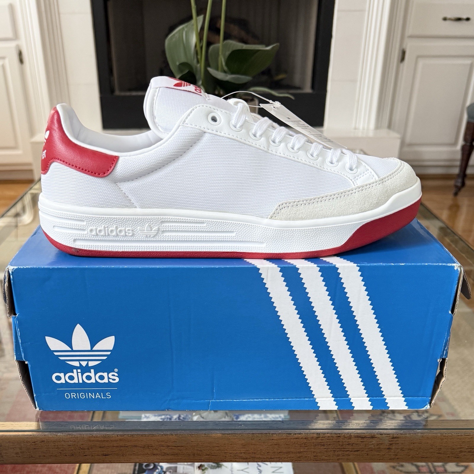 Size 10 - adidas Rod Laver Super  - White/Scarlet/White - BB856 - SAME DAY SHIP