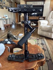 Glidecam HD - 2000 video camera gimbal / stab...