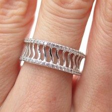 925 Sterling Silver Round-Cut C Z Wavy Ribbed Band Ring Size 7