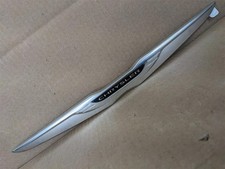 68100696aa Oem Mopar 2011-2016 Chrysler Town Country Chrysler Emblem Badge
