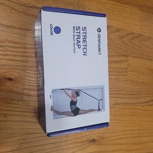 Stretching Strap With Door Anchor - Equipment to Improve Flexibility - Purple