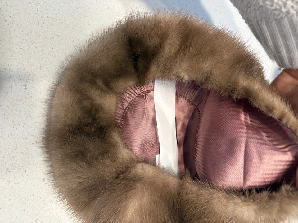 Boina de visón real Foto 3 de 3