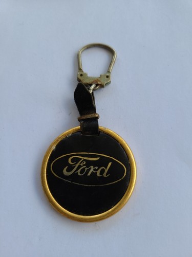 Porte-clés pompon en cuir personnalisés - Hotel Gift Selection