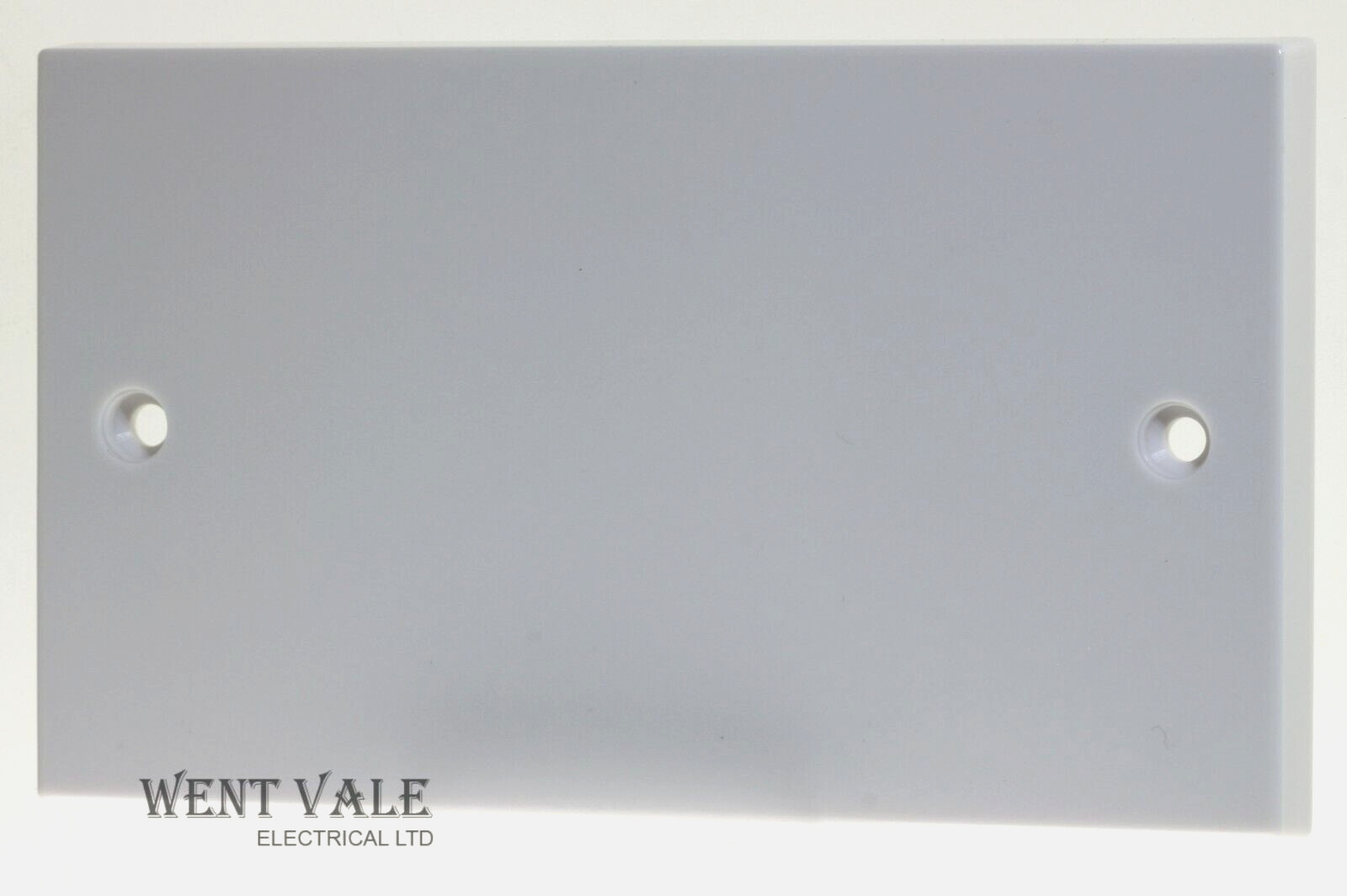 British General 900 Series  905-01 White Moulded - Twin Blanking Plate