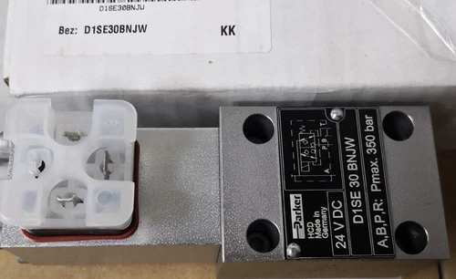 One Brand New PARKER D1SE30BNJW Solenoid Valve