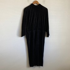 ASOS Women's plisse v-neck midi dress with batwing sleeve in black Size 14