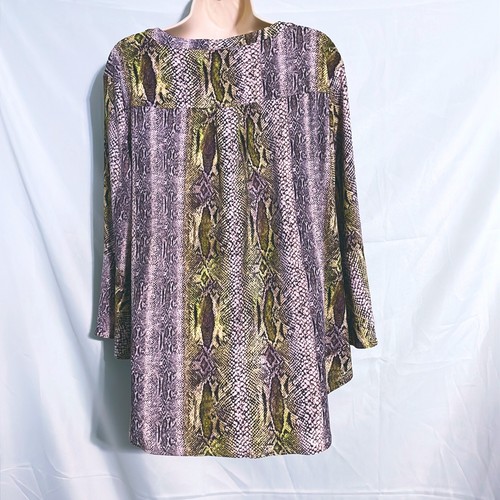 Dana Buchman Cute Snake Skin Patterned Top Size XXL - Picture 2 of 4