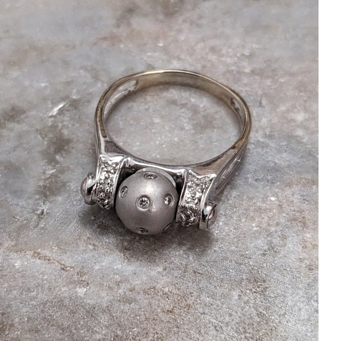 Vintage Unmarked 14k White Gold Diamond Accent Spinner Pearl Ring Size 7.75