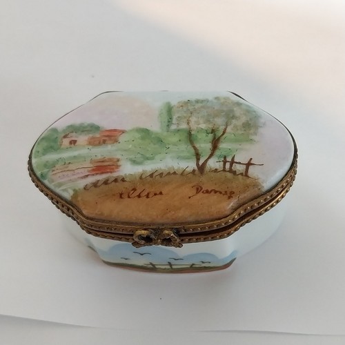 Scatola portagioie con cerniera principale firmata Limoges scena di campagna alberi casa uccellini peint - Foto 4 di 12