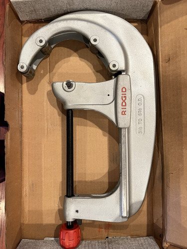 Vintage Rigid No. 136 Pipe Tubing Cutter 3-1/2" to 6-5/8" NEW OLD STOCK - Picture 5 of 11