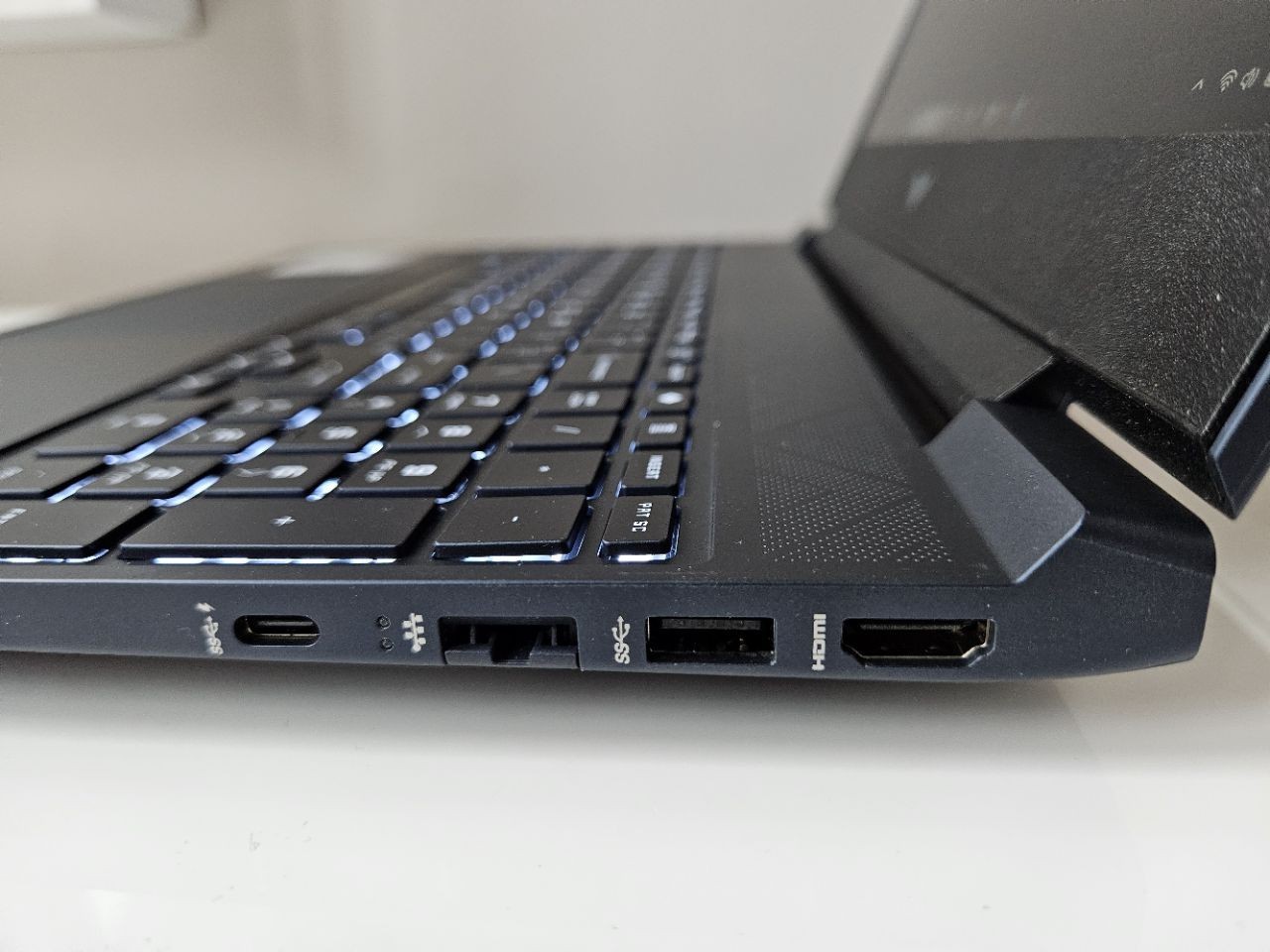 HP Victus 15-fa0033dx 15.6-inch i5-12450H RTX 3050 144Hz 4