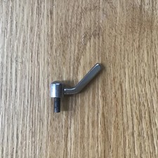 1 X Vintage Thumb Screws